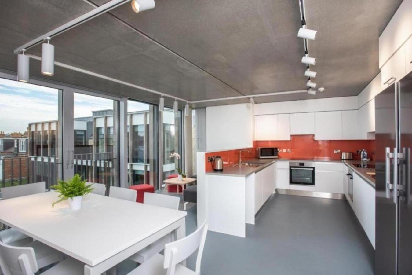 Dorothy Wadham Apartments, Oxford Esterno foto